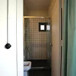 Flaneur Hostel *